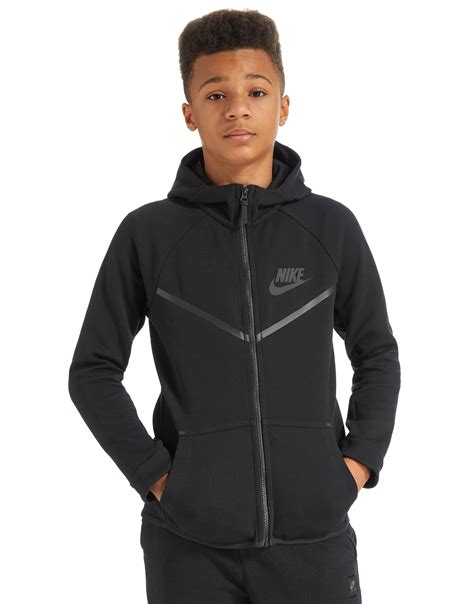 junior nike tech fleece hoodie.